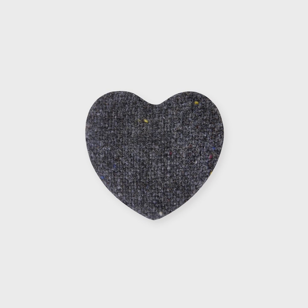wool heart hair pin grey