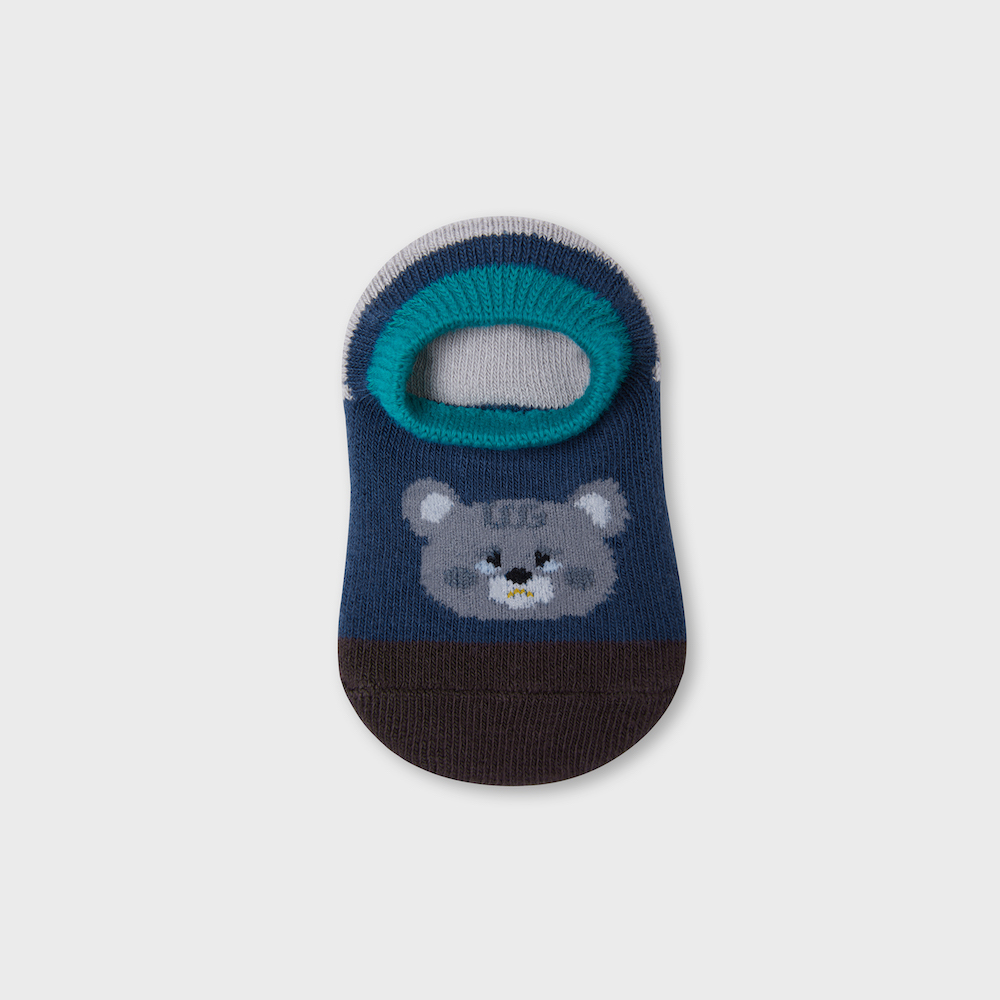 baby cover bear cry
